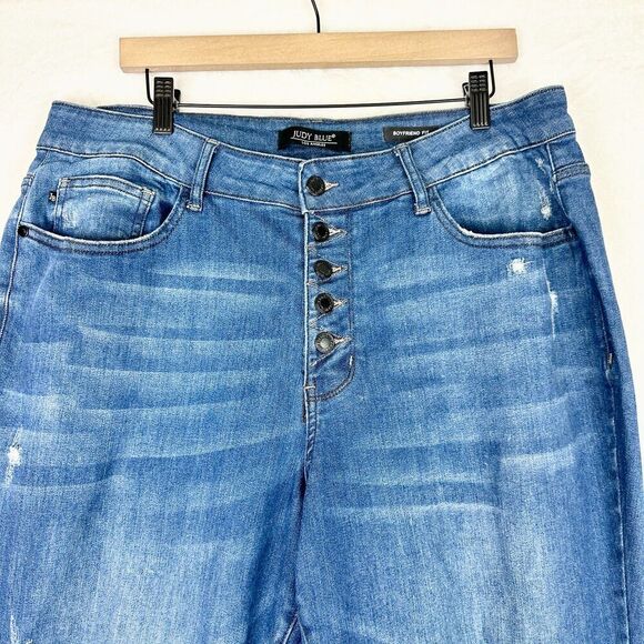 Judy Blue Button Fly Boyfriend Fit Jeans Size 18W Distressed Medium Wash - Picture 4 of 8